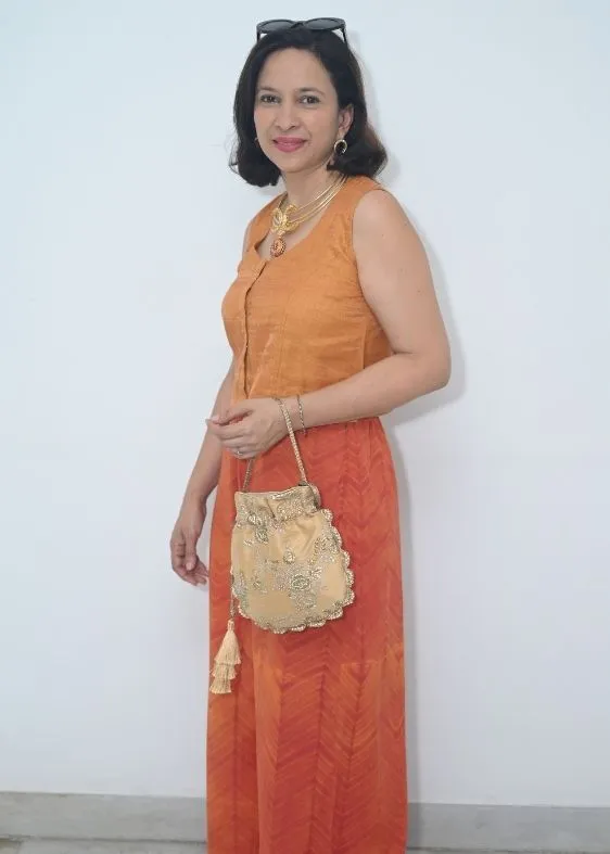 Orange sleeveless cotton tissue princess cut top
